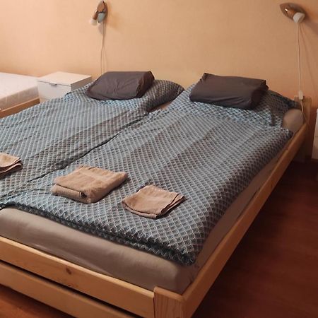 Apartman Sofia Levice Esterno foto