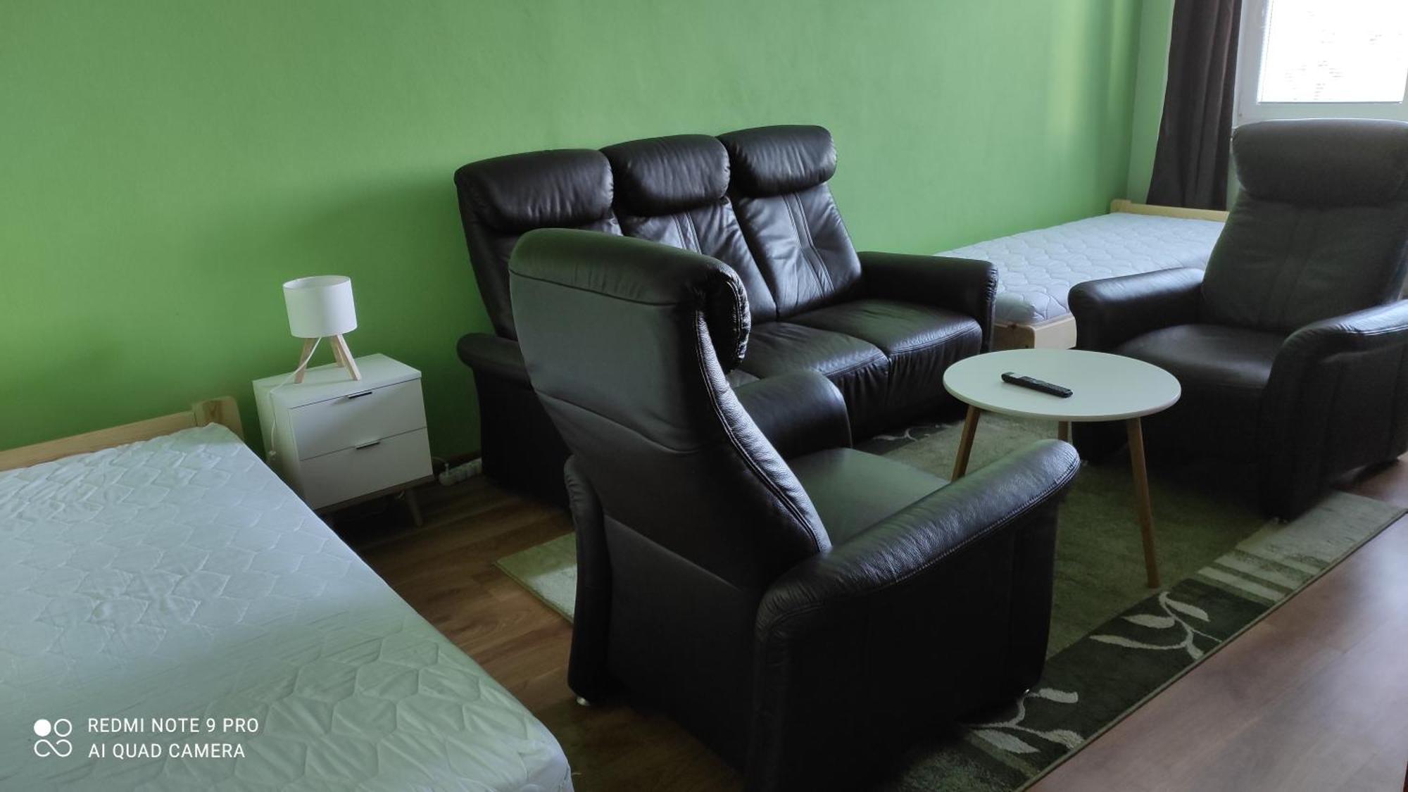 Apartman Sofia Levice Esterno foto